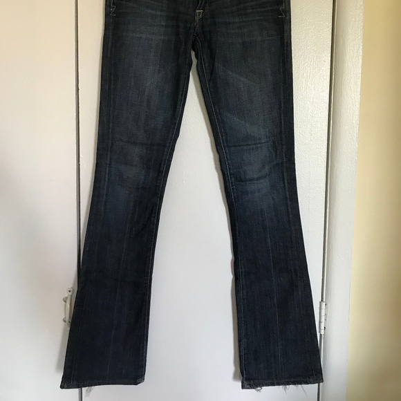 Lucky Brand Slightly Distressed Jeans - Picture 3 of 4
